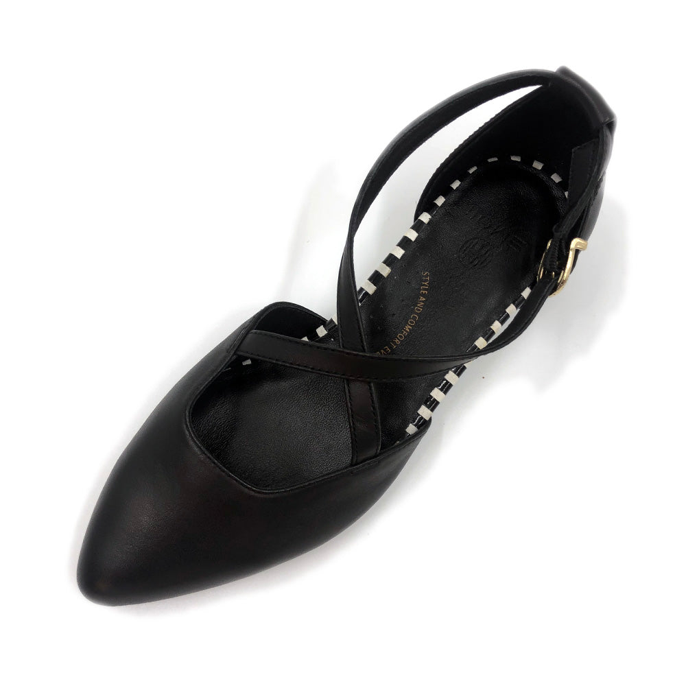 Black flat shoe, arch support, wide feet friendly, comfortable work shoe, shoes for office 