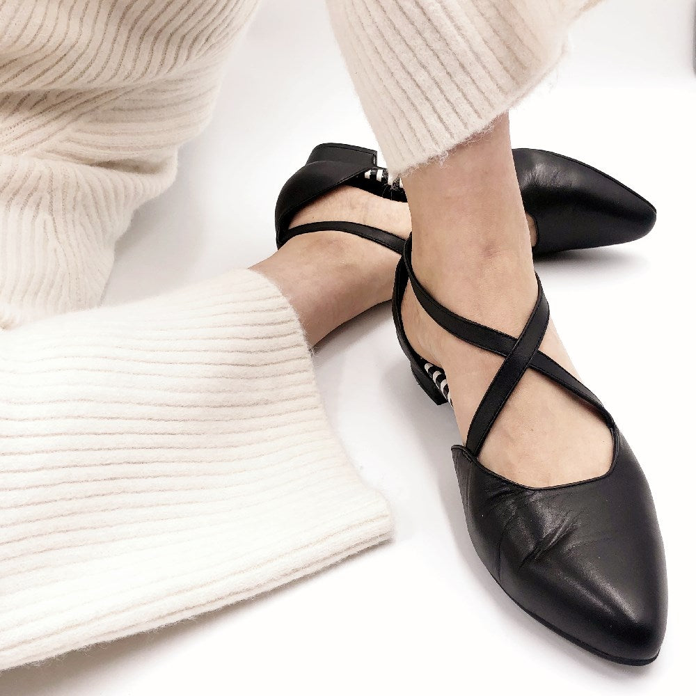 Black ballet flats, arch support, wide feet friendly, comfortable work shoe, shoes for office 