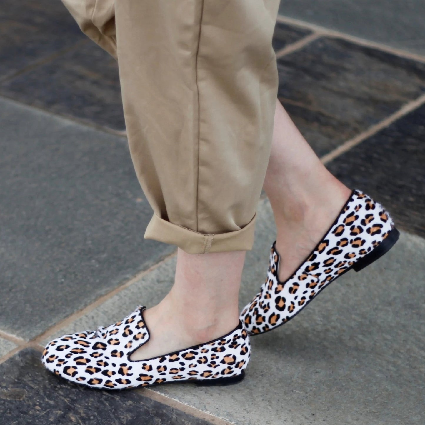 Comfortable Leopard Print Loafer with Arch Support and Orthotic Friendly, Suitable for Wide feet and Plantar Fasciitis
