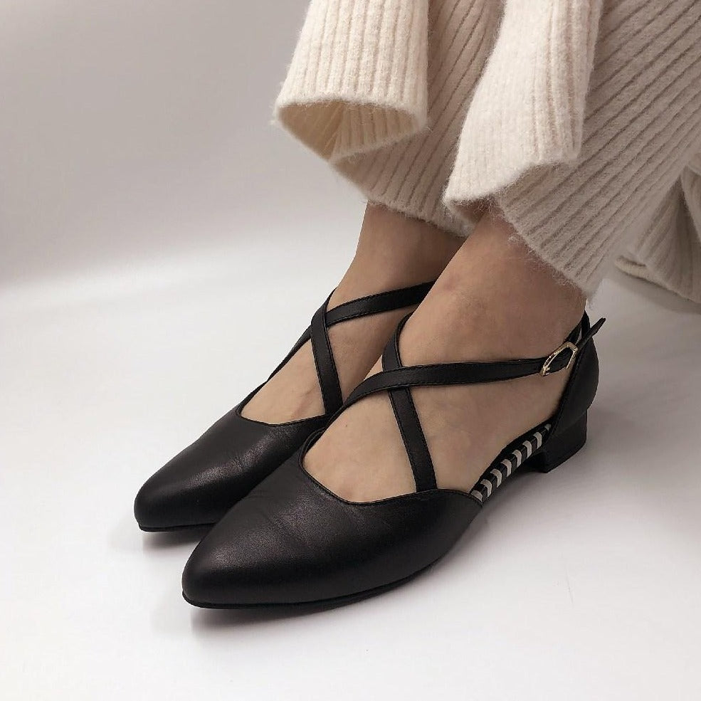 Black ballet flats, arch support, wide feet friendly, comfortable work shoe, shoes for office 